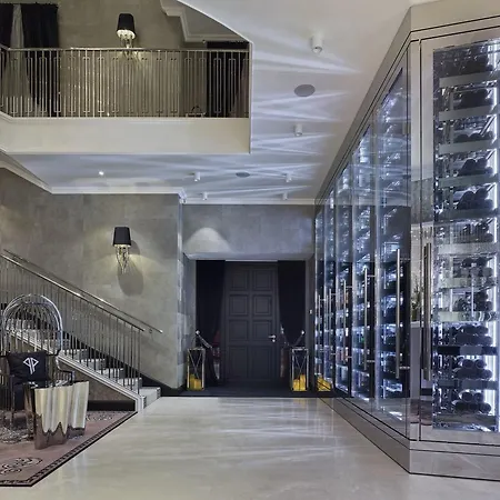 Paloma プルーホニツェ